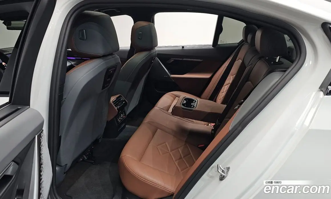 BMW i5 2024 0.2 автомат (гидро), фото 15 BMW i5 2024 0.2 автомат (гидро), фото 15