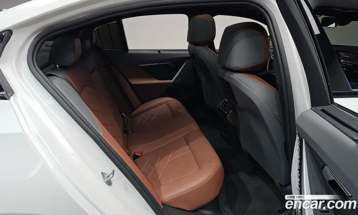 BMW i5 2024 0.2 автомат (гидро), фото 17 BMW i5 2024 0.2 автомат (гидро), фото 17