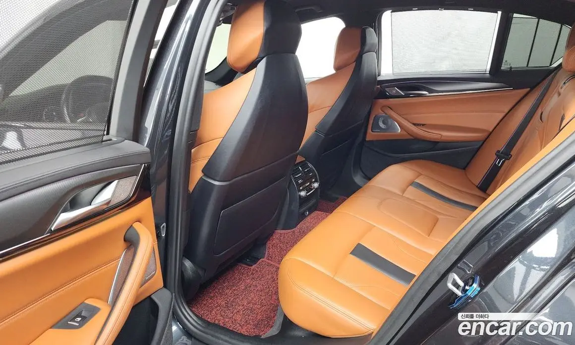 BMW M5 2018 4.4 автомат (гидро), фото 16 BMW M5 2018 4.4 автомат (гидро), фото 16