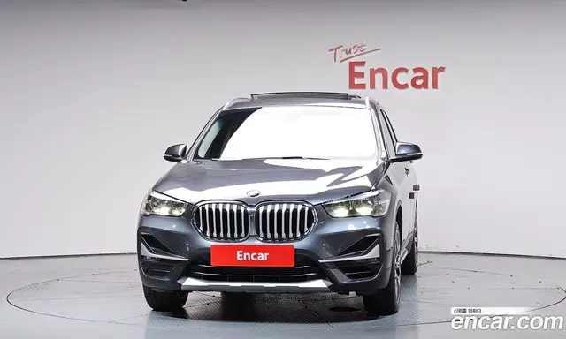 BMW X1 2022 2.0 автомат (гидро), миниатюра 2