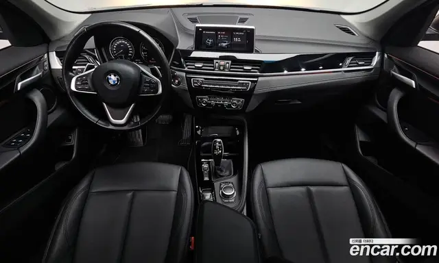 BMW X1 2022 2.0 автомат (гидро), миниатюра 9