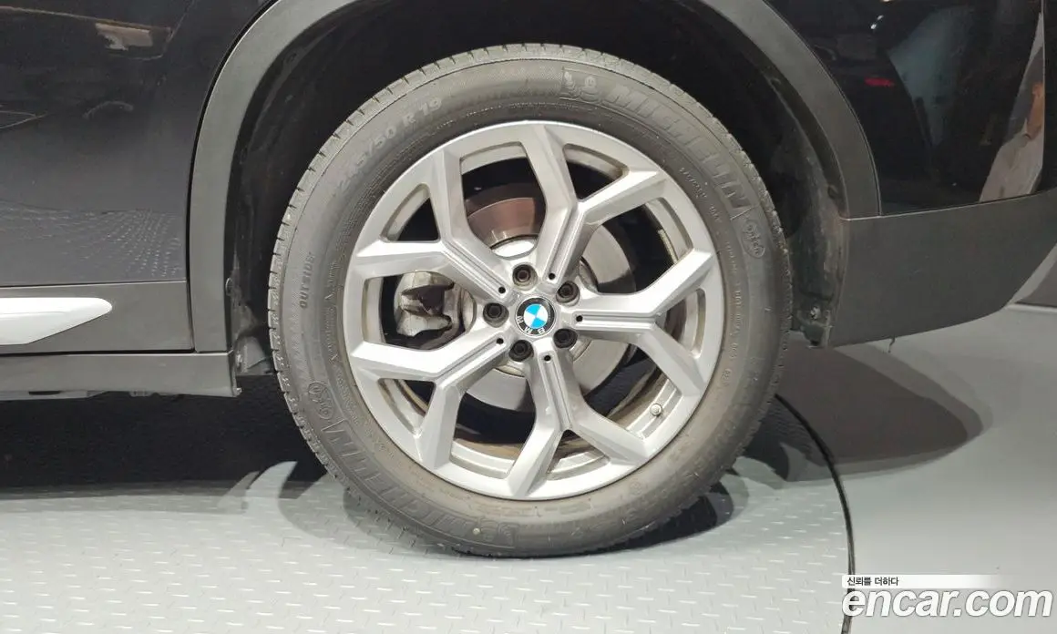 BMW X4 2023 2.0 автомат (гидро), фото 6 BMW X4 2023 2.0 автомат (гидро), фото 6
