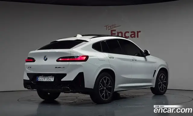 BMW X4 2024 2.0 автомат (гидро), миниатюра 2