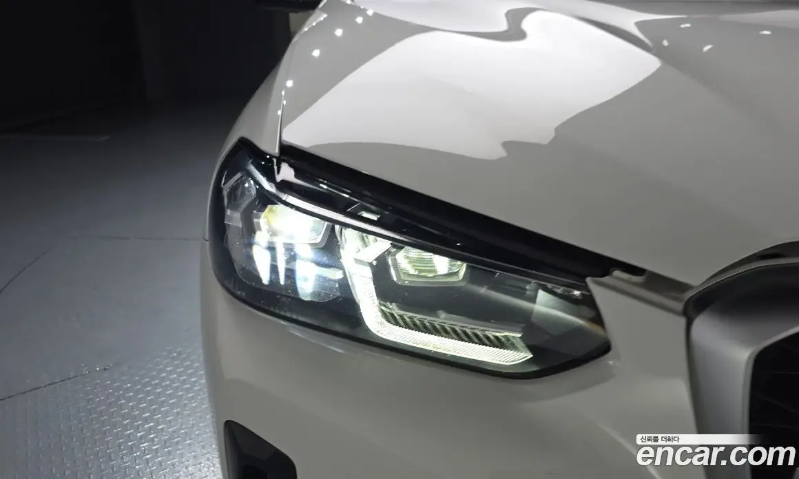 BMW X4 2024 2.0 автомат (гидро), фото 8