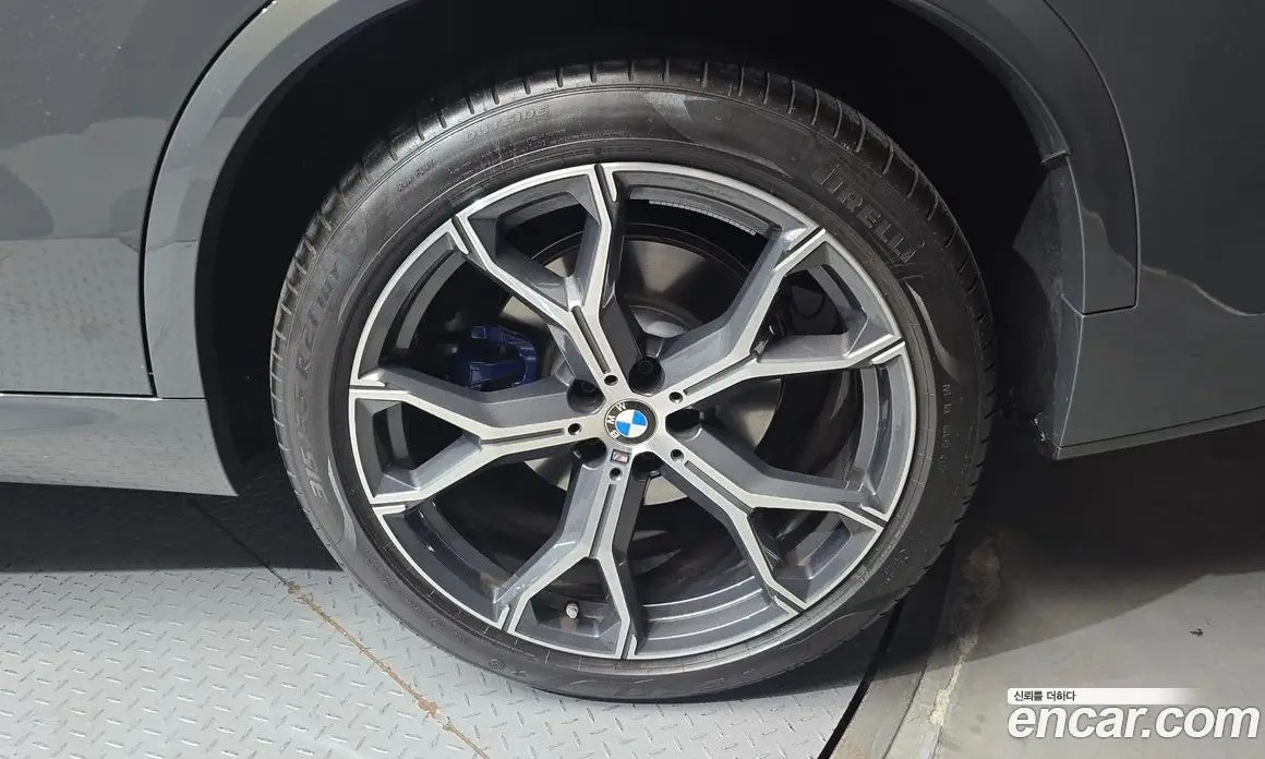 BMW X5 2025 3.0 автомат (гидро), фото 7