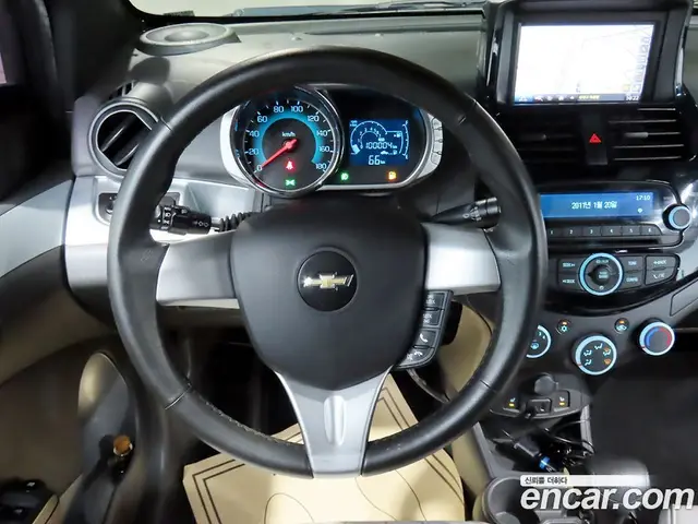 Chevrolet Spark 2014 1.0 автомат (гидро), миниатюра 11