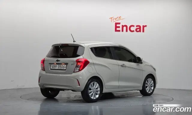 Chevrolet Spark 2015 1.0 автомат (гидро), миниатюра 2