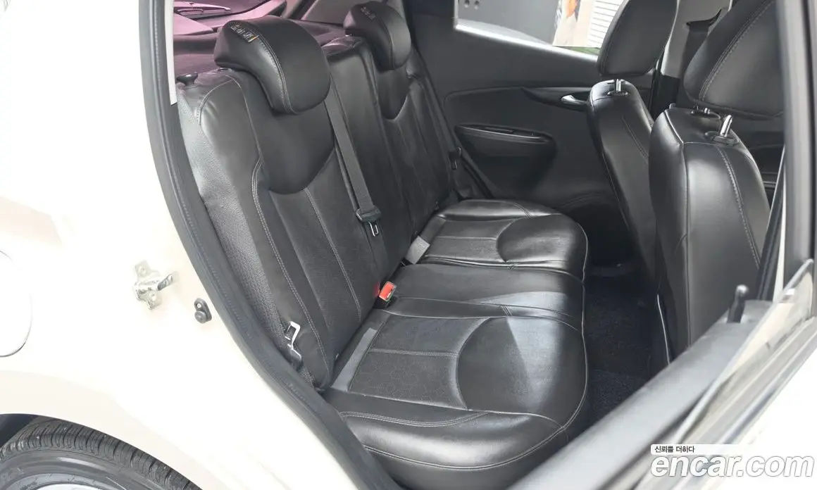 Chevrolet Spark 2015 1.0 автомат (гидро), фото 17