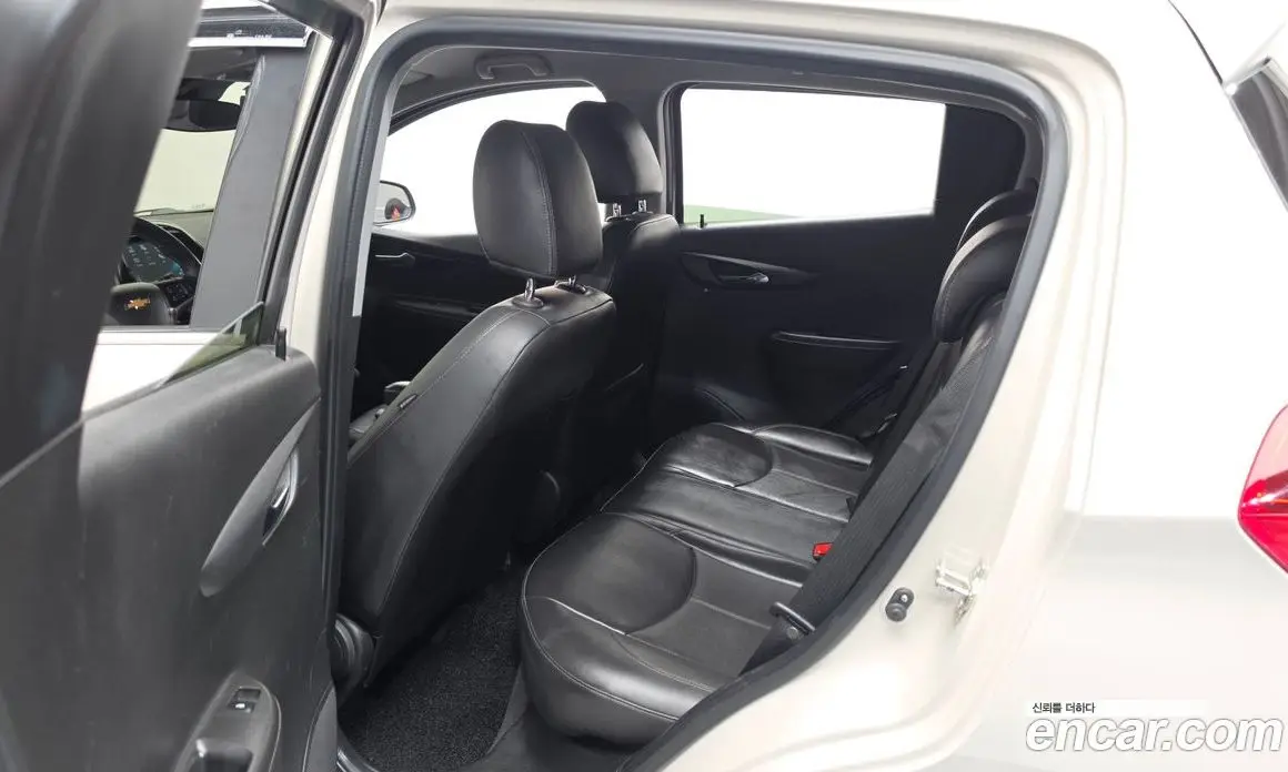 Chevrolet Spark 2015 1.0 автомат (гидро), фото 18