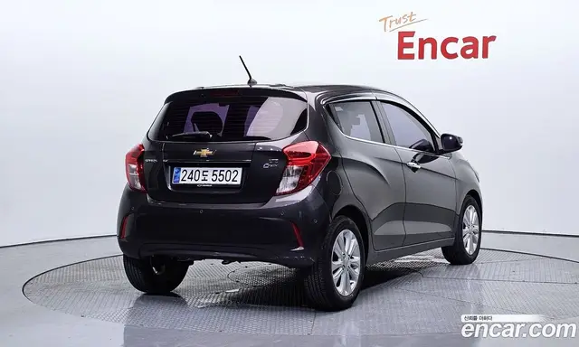 Chevrolet Spark 2015 1.0 автомат (гидро), миниатюра 2