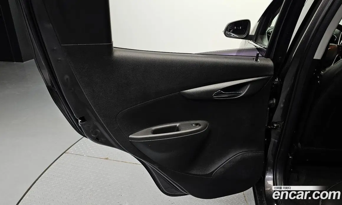 Chevrolet Spark 2015 1.0 автомат (гидро), фото 15