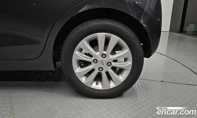 Chevrolet Spark 2015 1.0 автомат (гидро), миниатюра 7