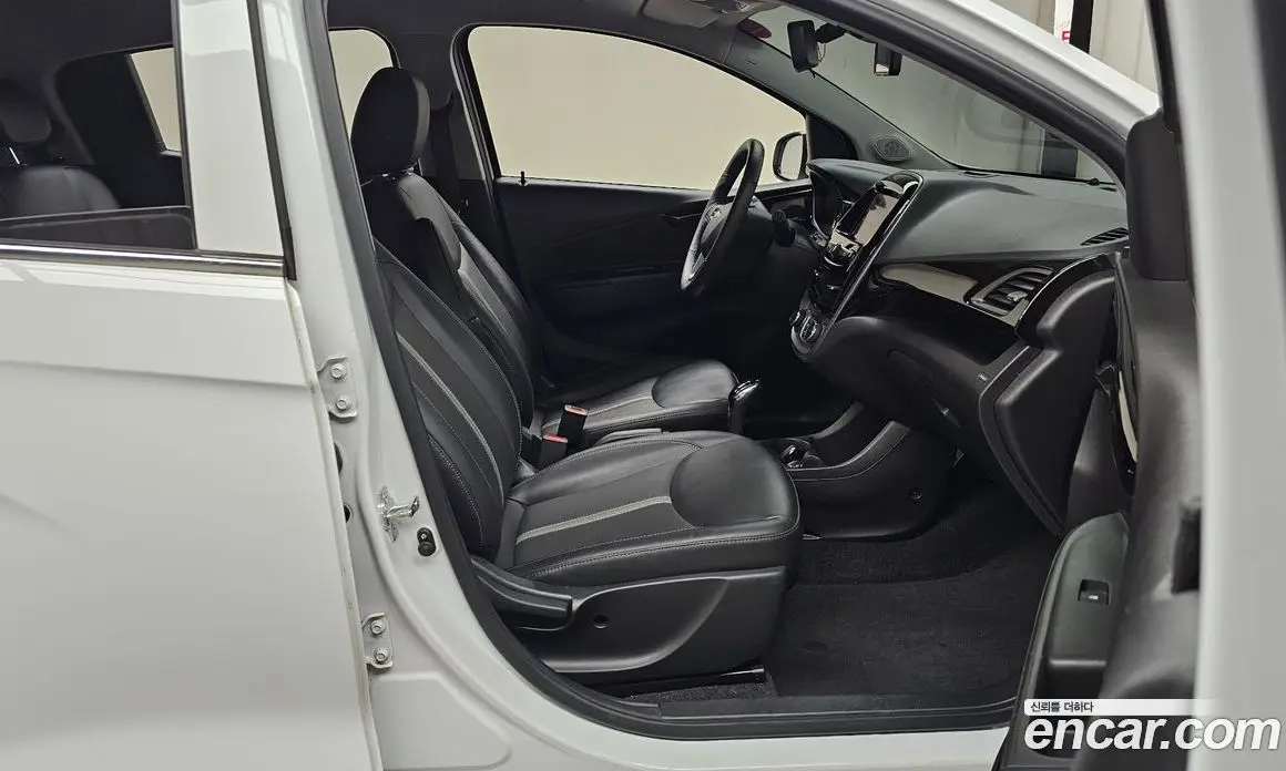 Chevrolet Spark 2021 1.0 автомат (гидро), фото 16
