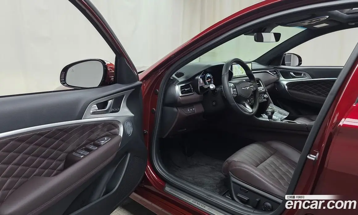 Genesis G70 2024 2.5 автомат (гидро), фото 13 Genesis G70 2024 2.5 автомат (гидро), фото 13