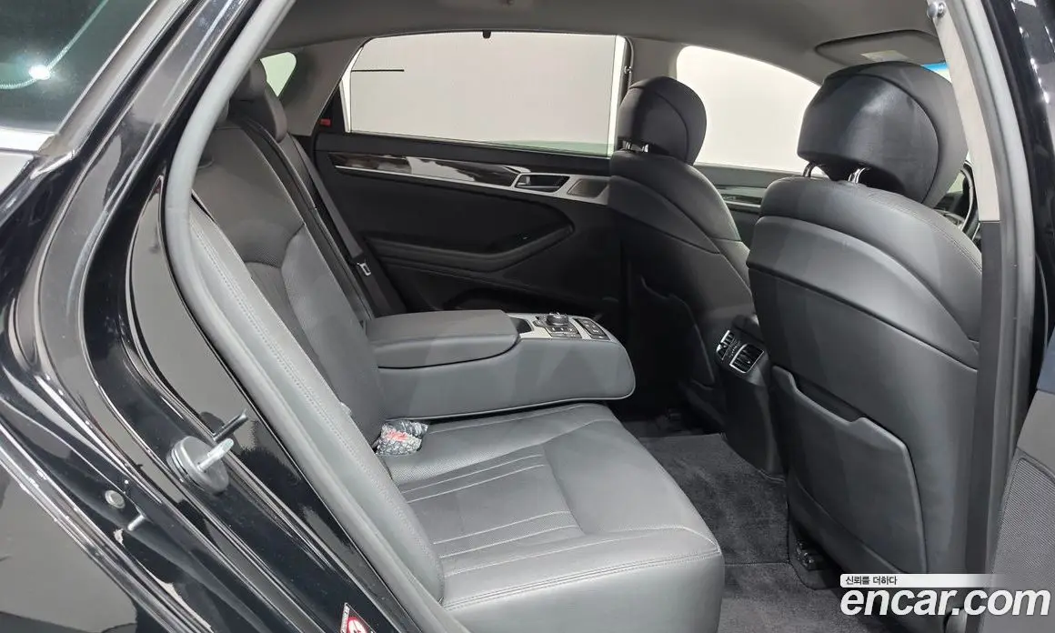 Genesis G80 2016 3.3 автомат (гидро), фото 17 Genesis G80 2016 3.3 автомат (гидро), фото 17