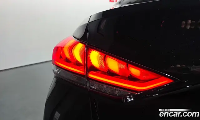 Genesis G80 2016 3.3 автомат (гидро), миниатюра 9 Genesis G80 2016 3.3 автомат (гидро), миниатюра 9
