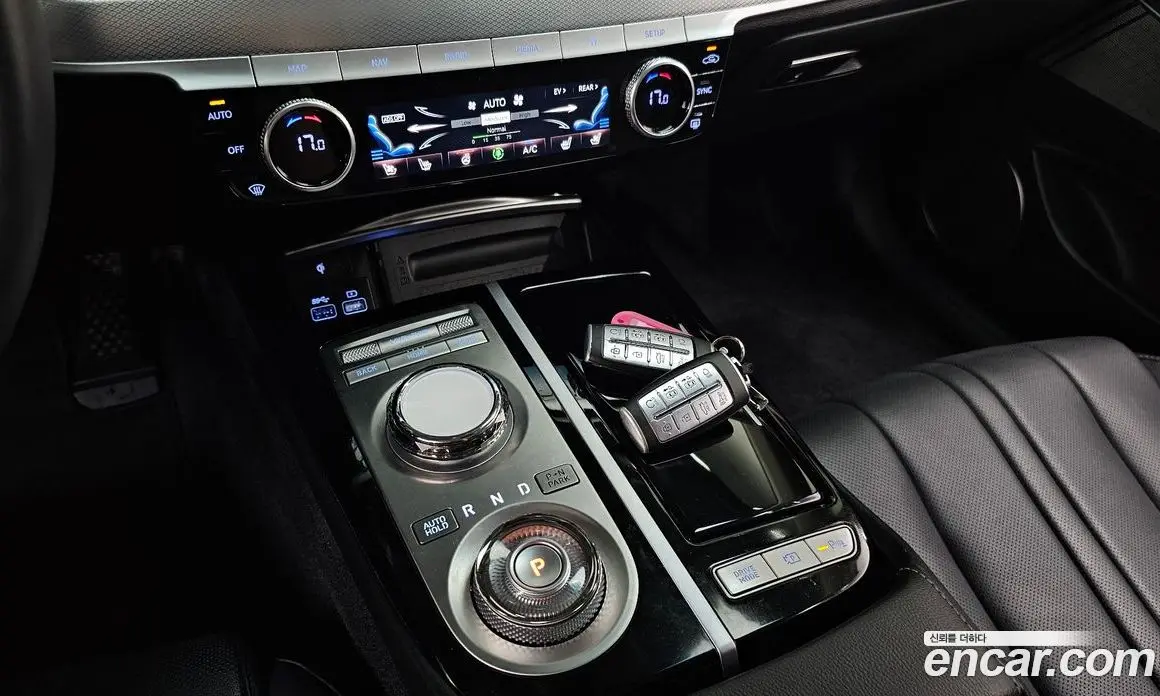 Genesis G80 2023 0.2 автомат (гидро), фото 11