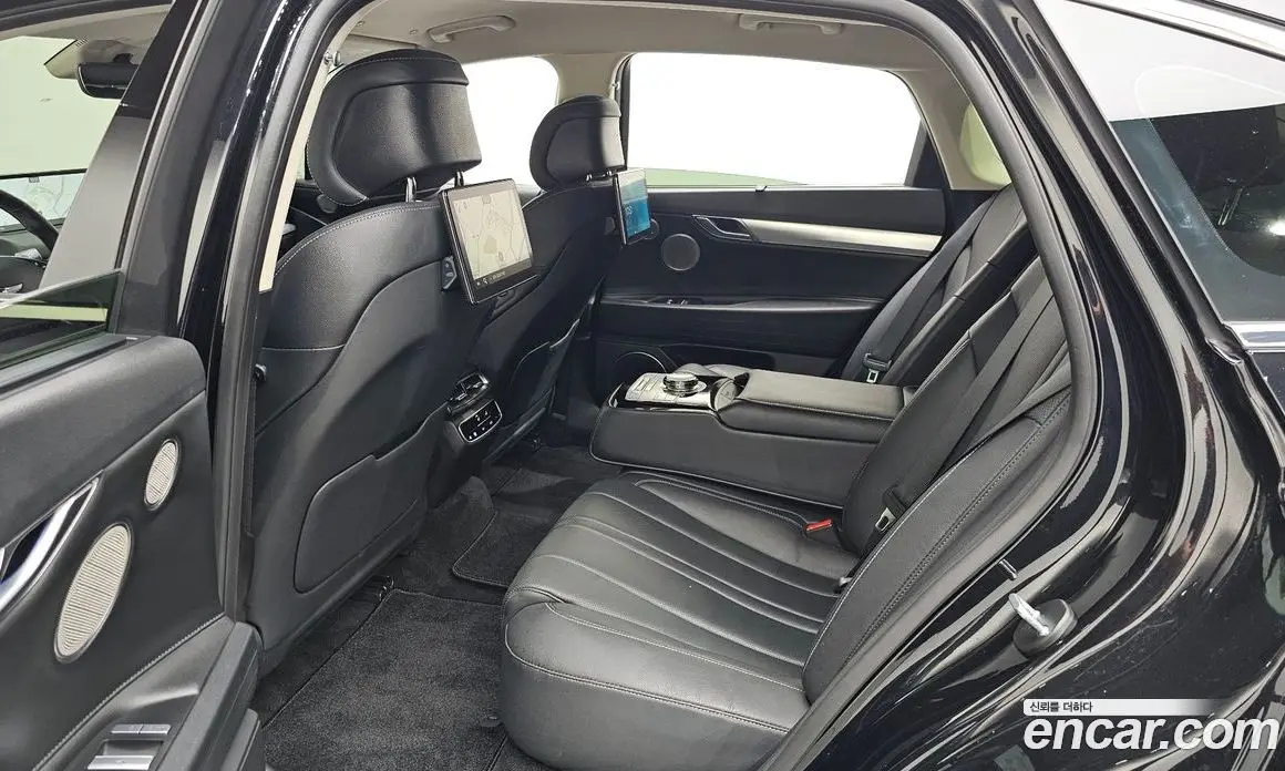 Genesis G80 2023 0.2 автомат (гидро), фото 15