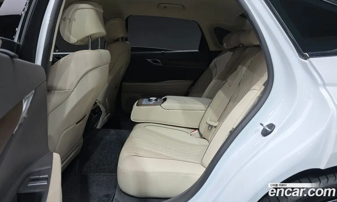 Genesis G80 2023 2.5 автомат (гидро), фото 17
