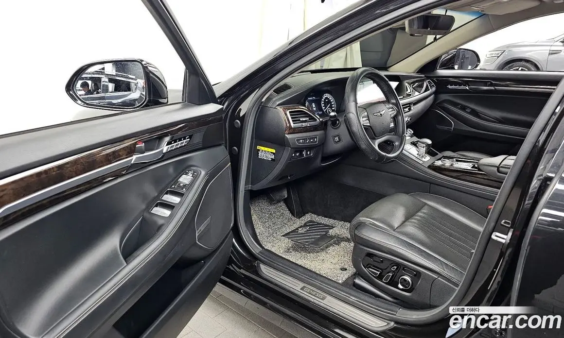 Genesis G90 2019 3.8 автомат (гидро), фото 13 Genesis G90 2019 3.8 автомат (гидро), фото 13