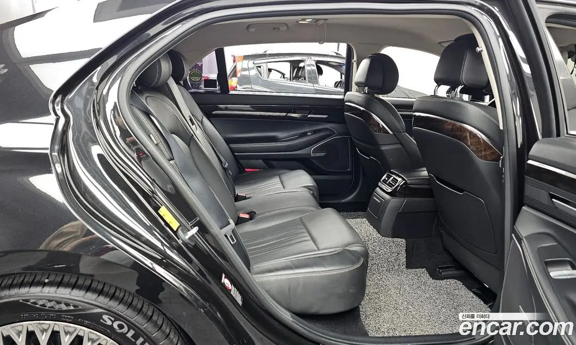 Genesis G90 2019 3.8 автомат (гидро), фото 18 Genesis G90 2019 3.8 автомат (гидро), фото 18