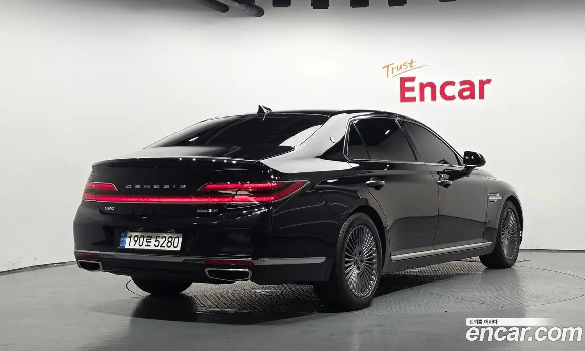 Genesis G90 2020 3.8 автомат (гидро), фото 1 Genesis G90 2020 3.8 автомат (гидро), фото 1