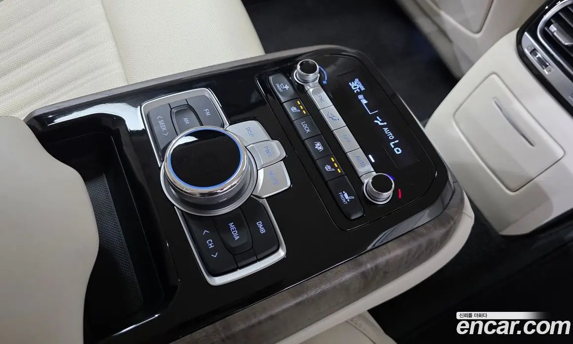 Genesis G90 2020 3.8 автомат (гидро), фото 18 Genesis G90 2020 3.8 автомат (гидро), фото 18