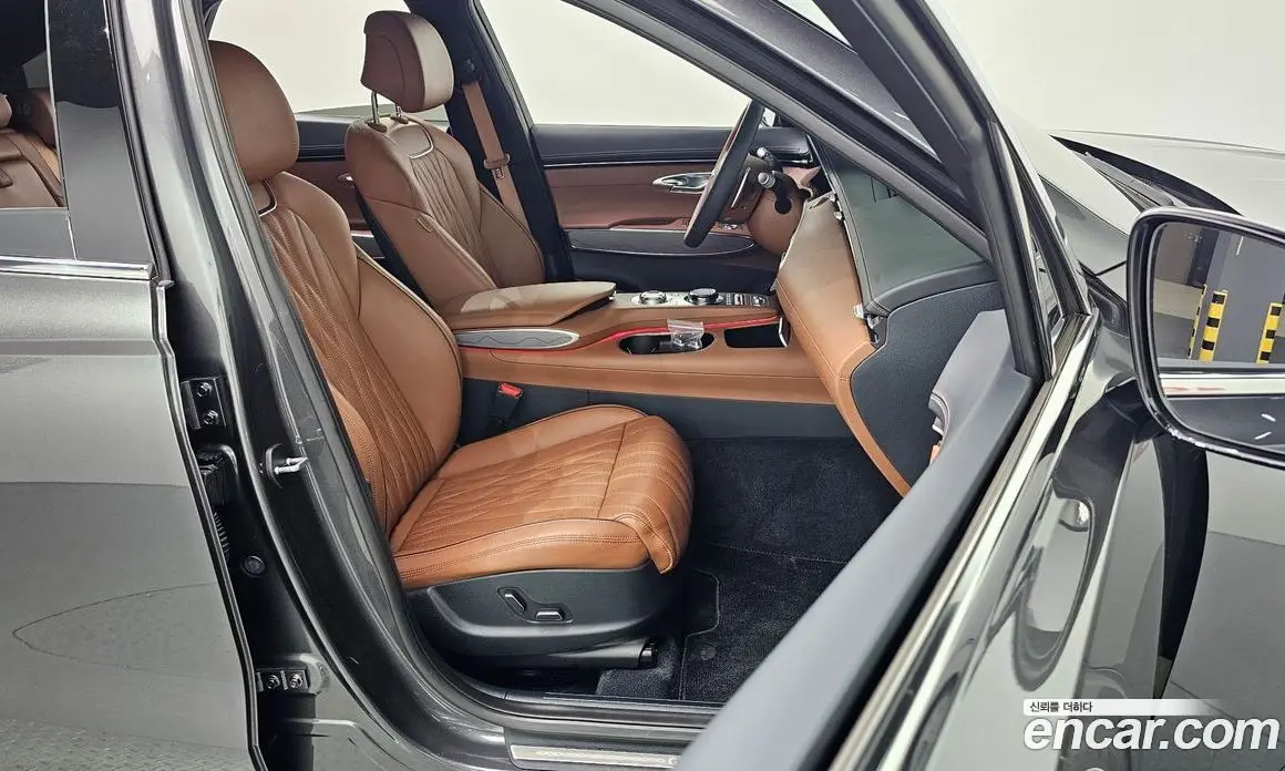 Genesis GV70 2023 2.5 автомат (гидро), фото 13