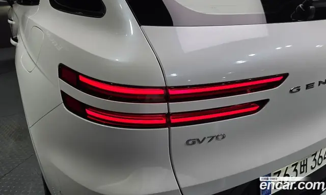 Genesis GV70 2024 2.5 автомат (гидро), миниатюра 9