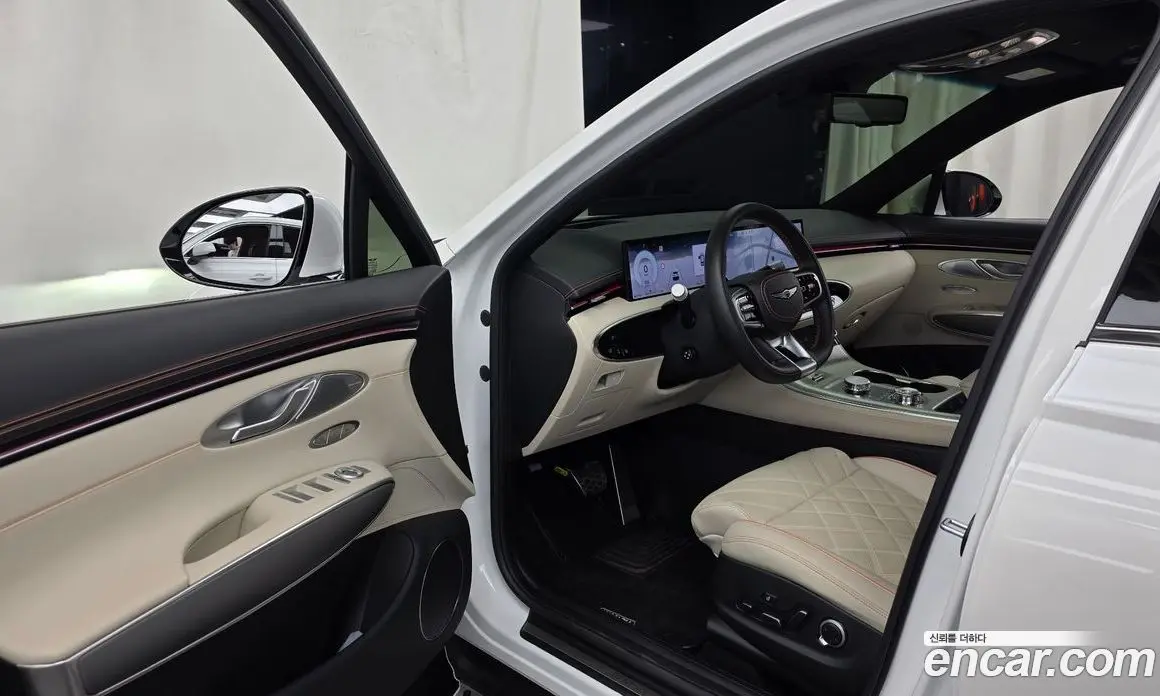 Genesis GV70 2024 3.5 автомат (гидро), фото 13