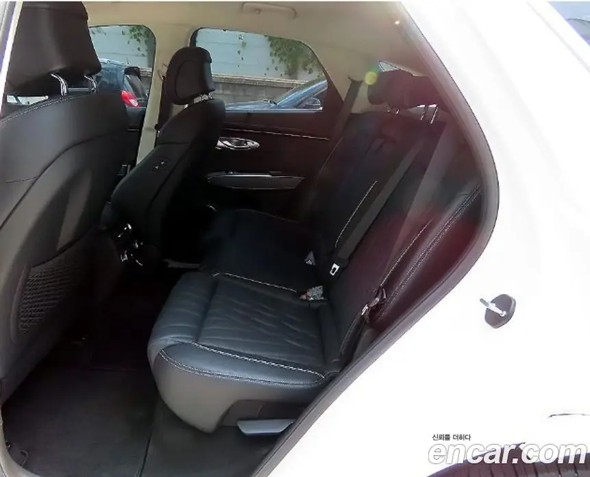 Genesis GV70 2024 2.5 автомат (гидро), фото 12 Genesis GV70 2024 2.5 автомат (гидро), фото 12