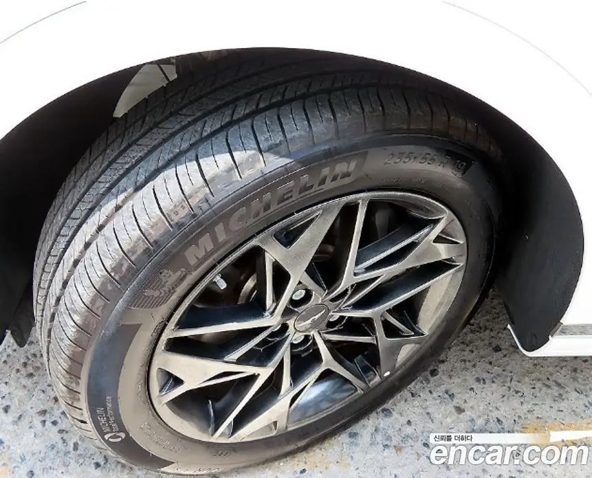 Genesis GV70 2024 2.5 автомат (гидро), фото 5 Genesis GV70 2024 2.5 автомат (гидро), фото 5