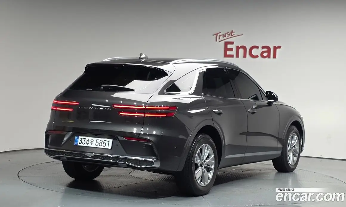 Genesis GV70 2025 2.5 автомат (гидро), фото 1 Genesis GV70 2025 2.5 автомат (гидро), фото 1