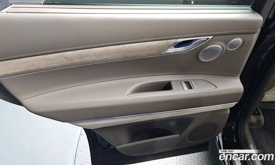 Genesis GV80 2020 2.5 автомат (гидро), фото 15 Genesis GV80 2020 2.5 автомат (гидро), фото 15