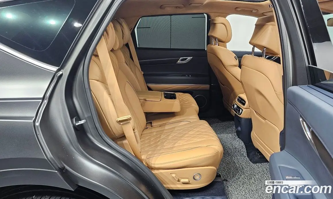 Genesis GV80 2023 2.5 автомат (гидро), фото 18 Genesis GV80 2023 2.5 автомат (гидро), фото 18