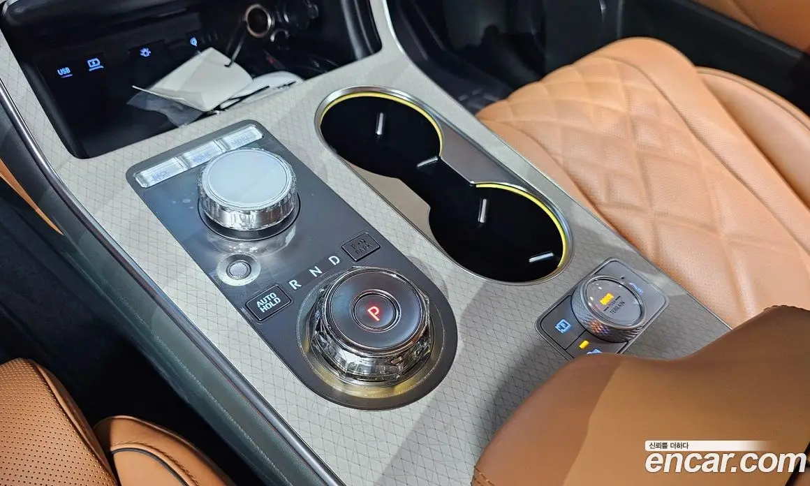 Genesis GV80 2024 2.5 автомат (гидро), фото 12 Genesis GV80 2024 2.5 автомат (гидро), фото 12