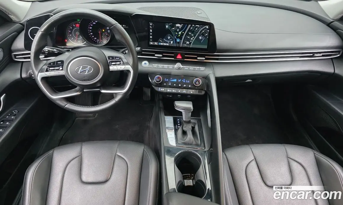 Hyundai Avante 2021 1.6 автомат (гидро), фото 7