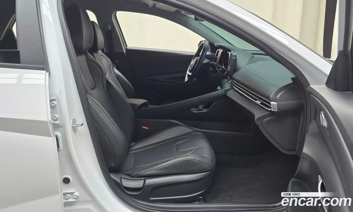 Hyundai Avante 2022 1.6 автомат (гидро), фото 15 Hyundai Avante 2022 1.6 автомат (гидро), фото 15