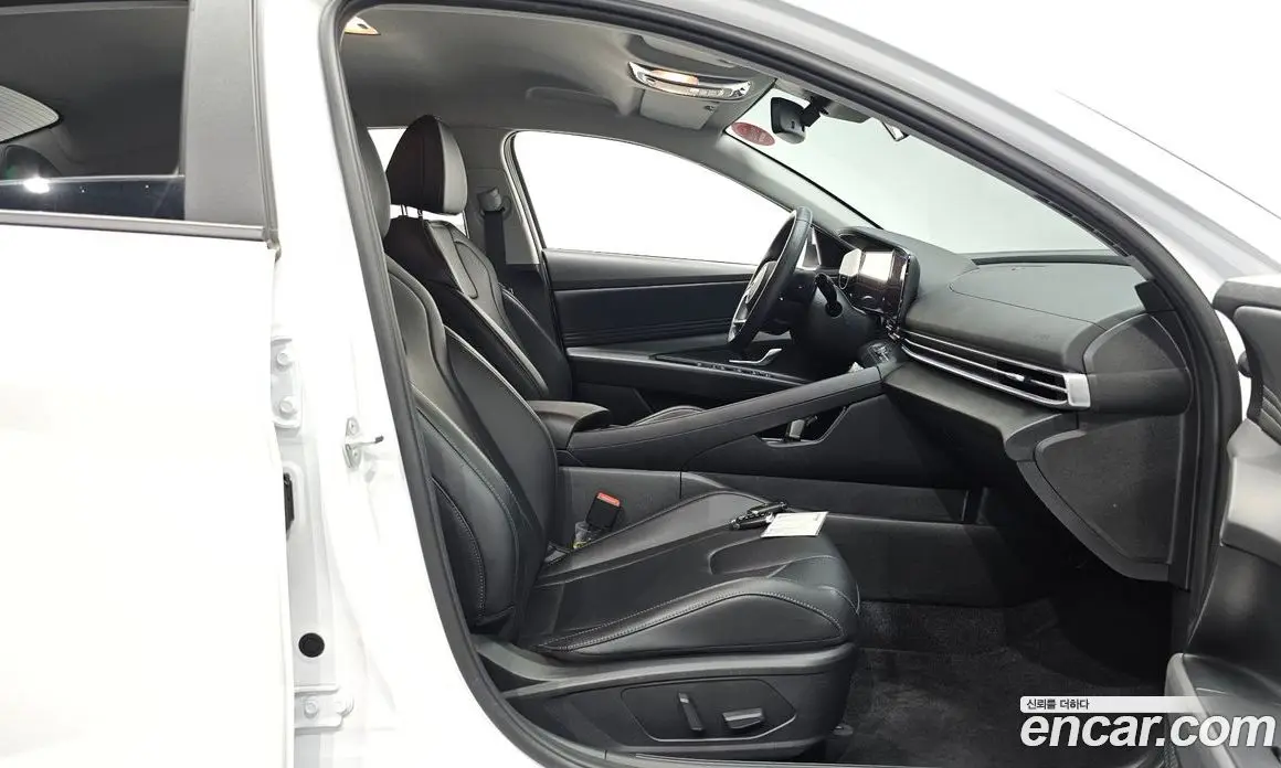 Hyundai Avante 2023 1.6 автомат (гидро), фото 16 Hyundai Avante 2023 1.6 автомат (гидро), фото 16