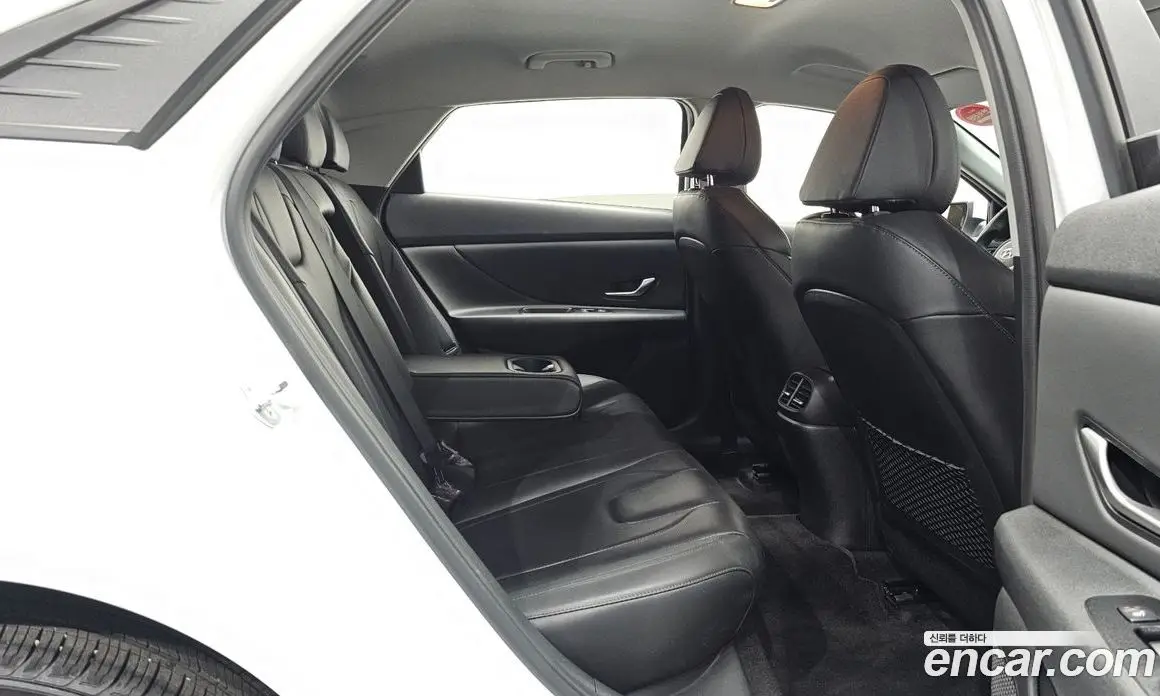 Hyundai Avante 2023 1.6 автомат (гидро), фото 17 Hyundai Avante 2023 1.6 автомат (гидро), фото 17