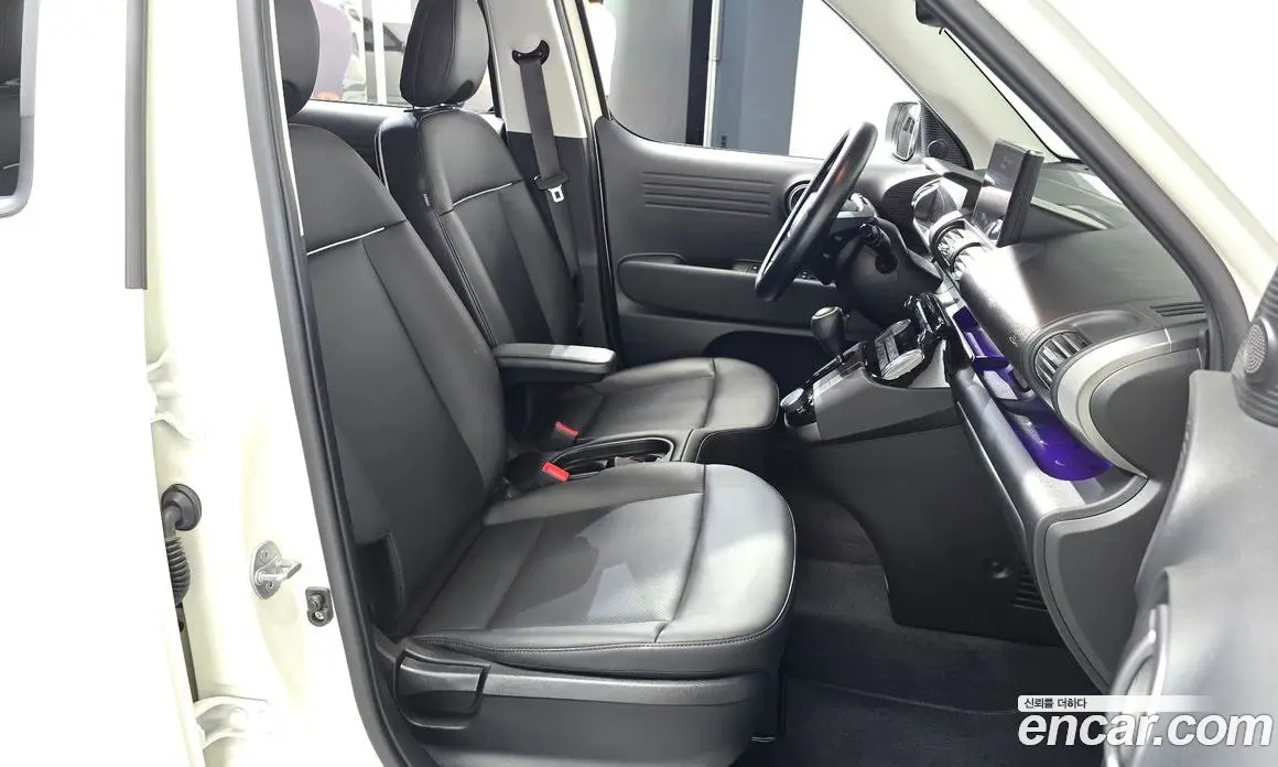 Hyundai Casper 2024 1.0 автомат (гидро), фото 16