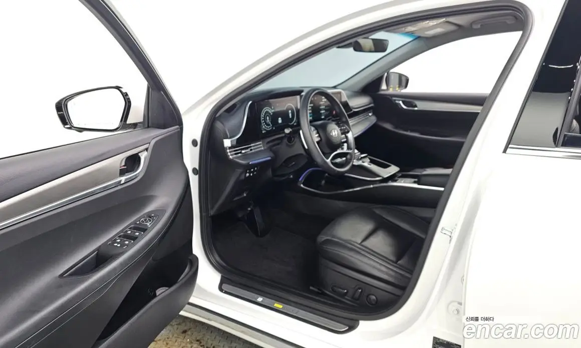 Hyundai Grandeur 2021 2.5 автомат (гидро), фото 13
