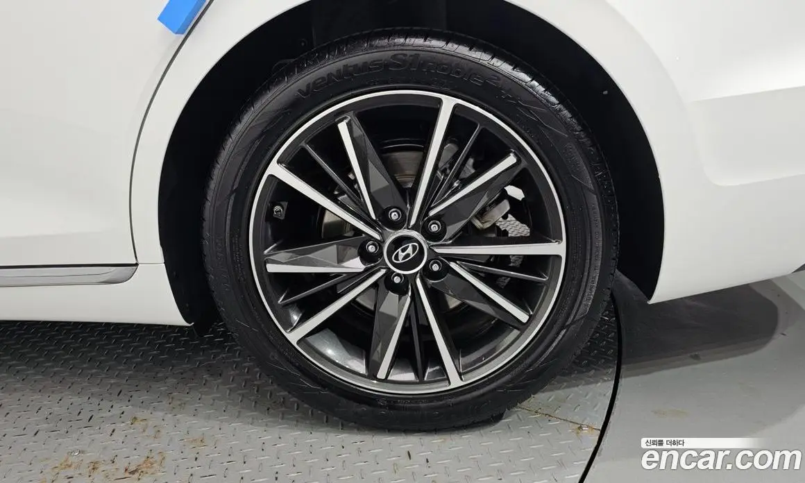 Hyundai Grandeur 2021 2.5 автомат (гидро), фото 7