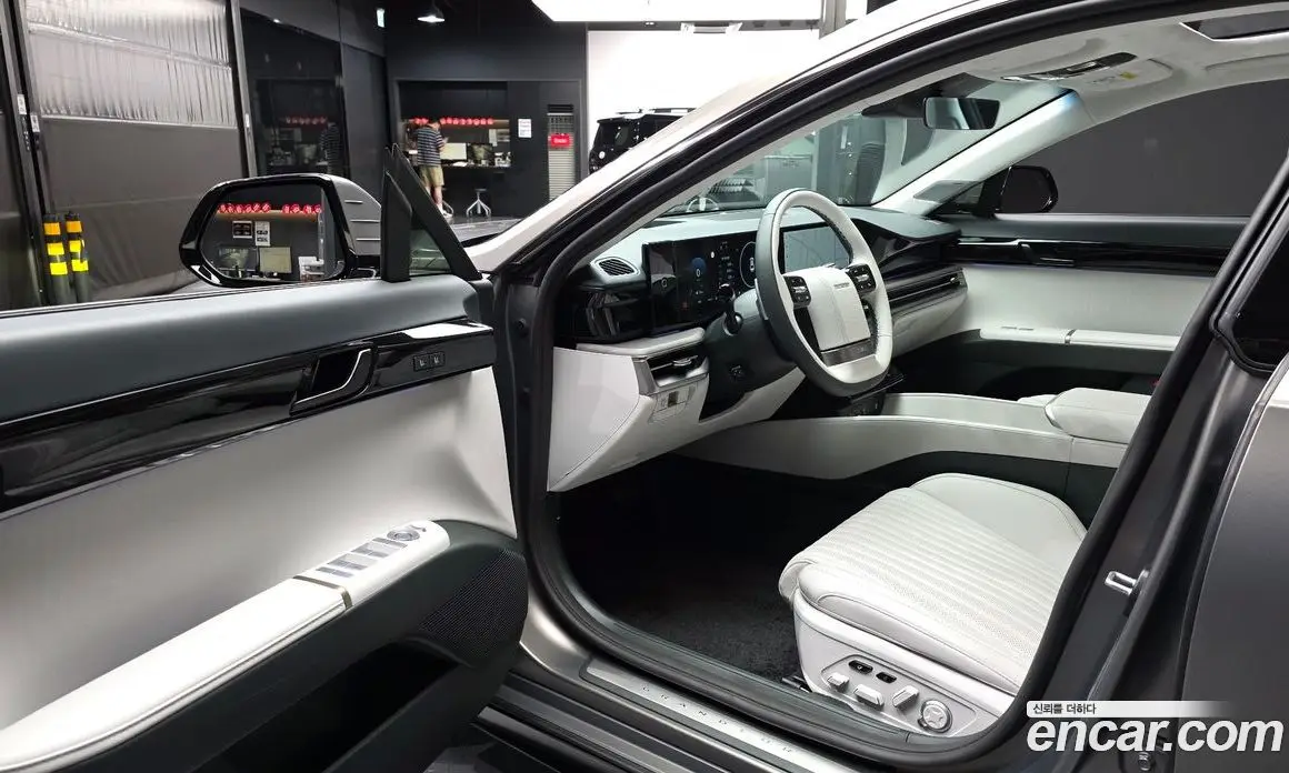 Hyundai Grandeur 2025 1.6 автомат (гидро), фото 13