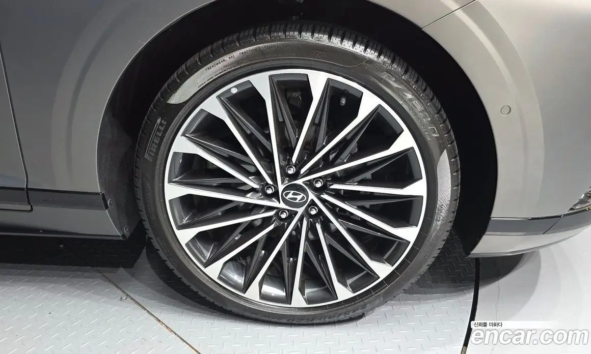 Hyundai Grandeur 2025 1.6 автомат (гидро), фото 7