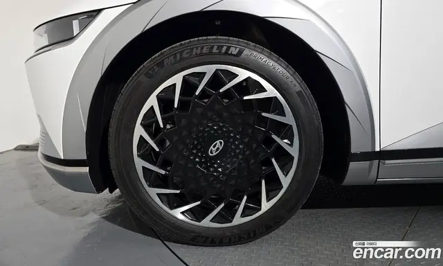 Hyundai Ioniq 5 2024 0.1 автомат (гидро), миниатюра 5