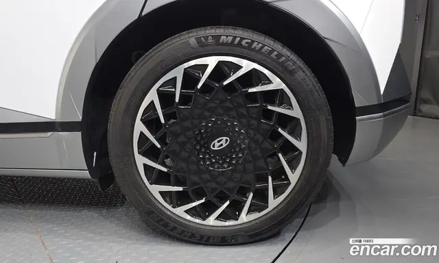 Hyundai Ioniq 5 2024 0.1 автомат (гидро), миниатюра 7