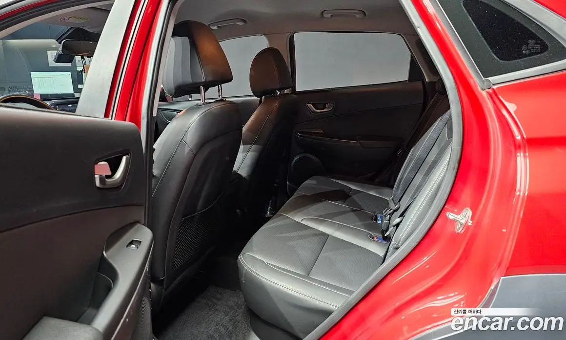 Hyundai Kona 2018 1.6 автомат (гидро), фото 15 Hyundai Kona 2018 1.6 автомат (гидро), фото 15