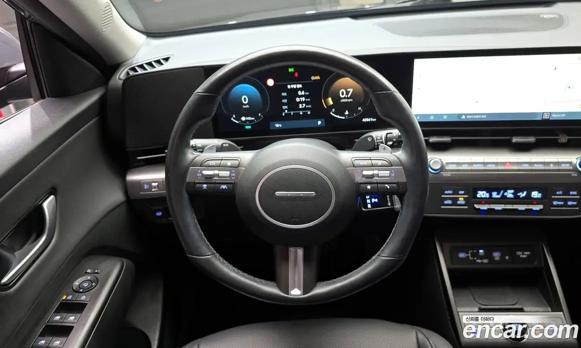 Hyundai Kona 2023 1.6 автомат (гидро), фото 18 Hyundai Kona 2023 1.6 автомат (гидро), фото 18