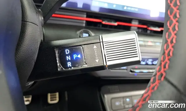 Hyundai Kona 2024 1.6 автомат (гидро), миниатюра 12